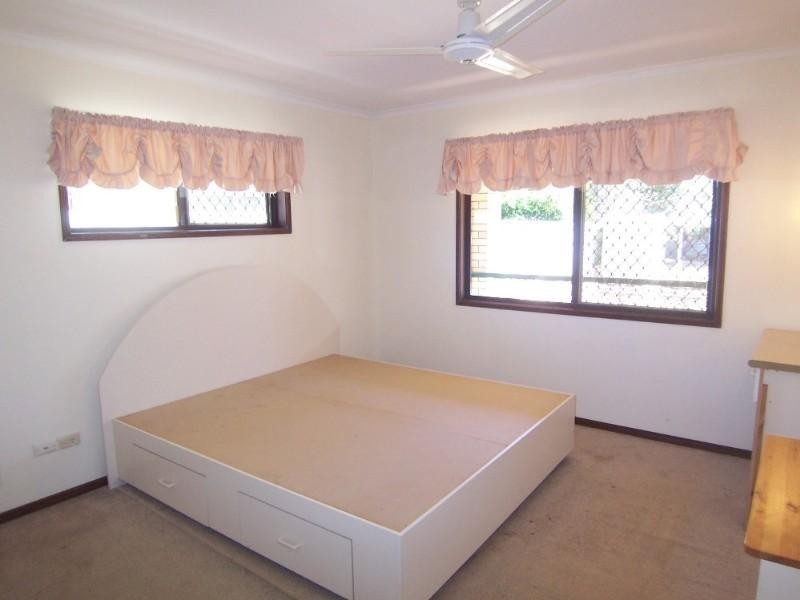 12 Fleetwood Street, Macgregor QLD 4109