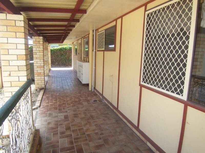 12 Fleetwood Street, Macgregor QLD 4109