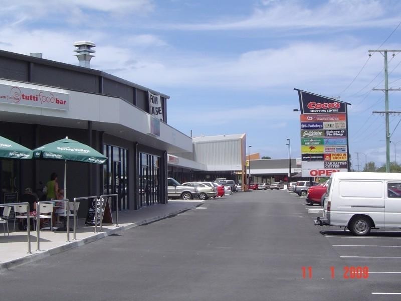 8 Huon Street, Broadbeach Waters QLD 4218