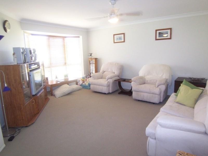 1 Snowbird Place, Wishart QLD 4122