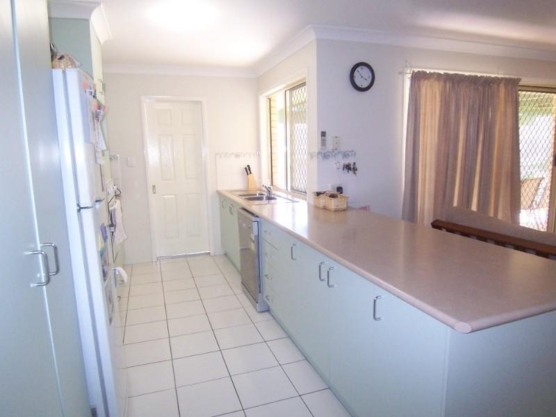 1 Snowbird Place, Wishart QLD 4122