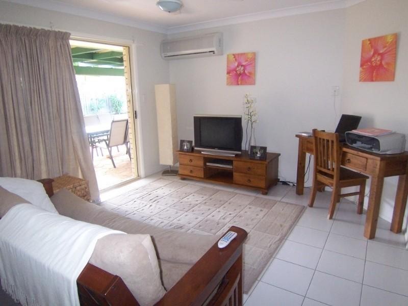 1 Snowbird Place, Wishart QLD 4122