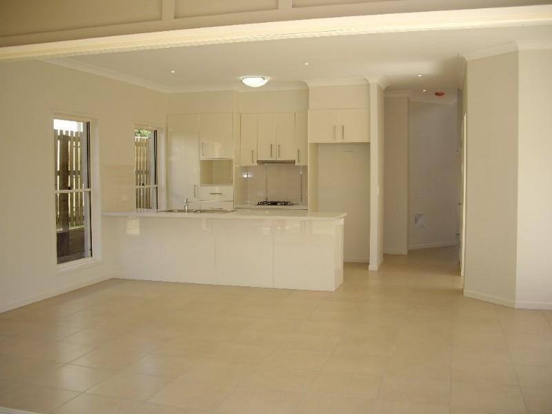 100 Lumley Street, Upper Mount Gravatt QLD 4122
