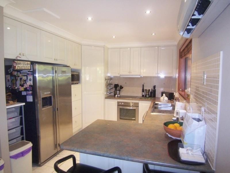 1 Muirfield Street, Macgregor QLD 4109