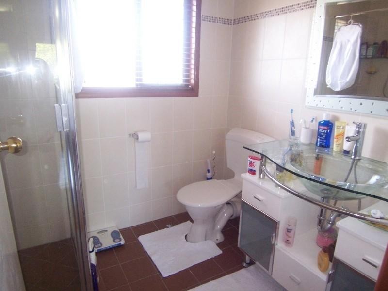 1 Muirfield Street, Macgregor QLD 4109