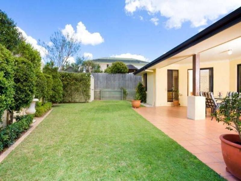 11 Vaucluse Place, Mansfield QLD 4122