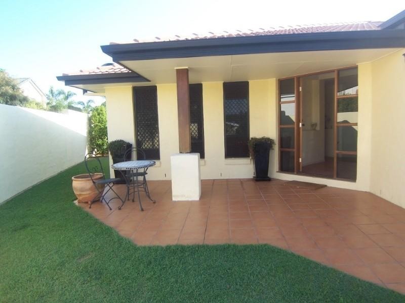 11 Vaucluse Place, Mansfield QLD 4122