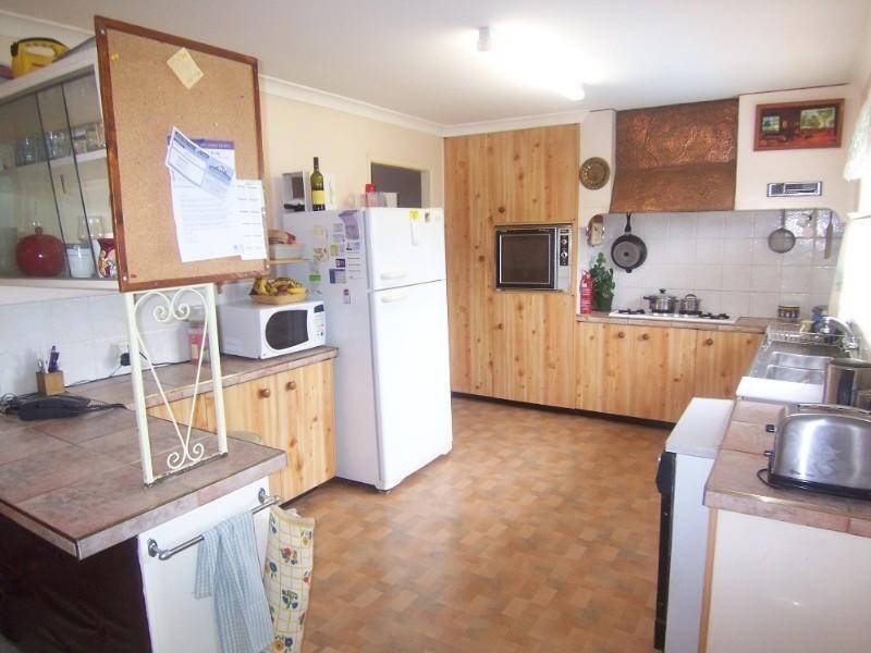 19 Tandanya Street, Mansfield QLD 4122