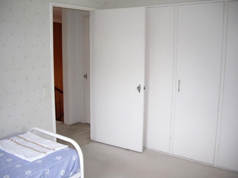 1 Angelina Street, Macgregor QLD 4109