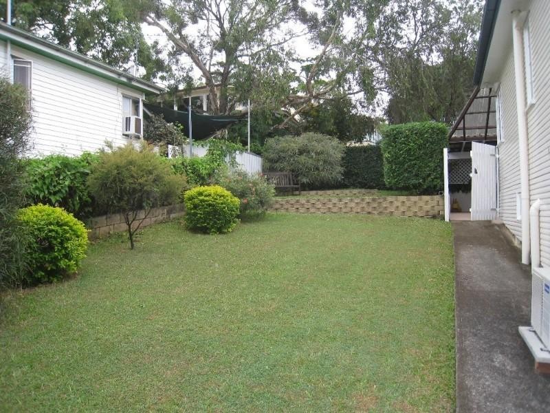 64 Gatton Street, Mount Gravatt East QLD 4122