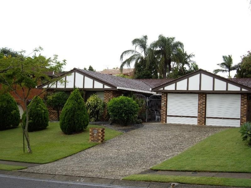 24 Estoril Street, Robertson QLD 4109