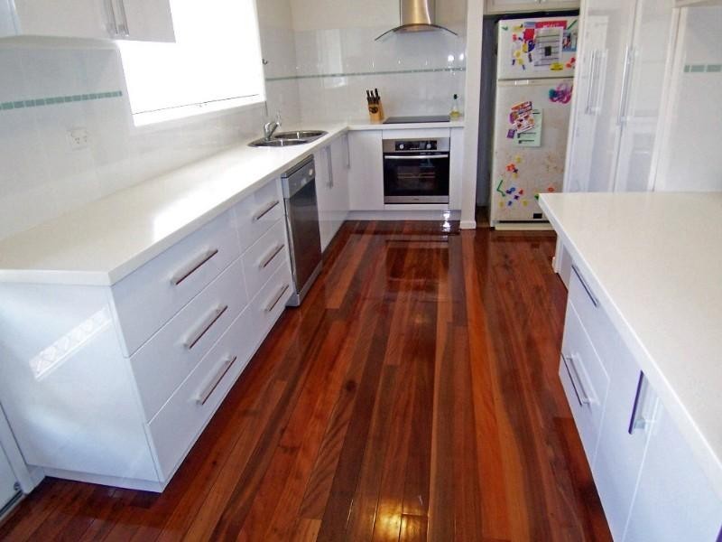 4 Rhyl Street, Macgregor QLD 4109