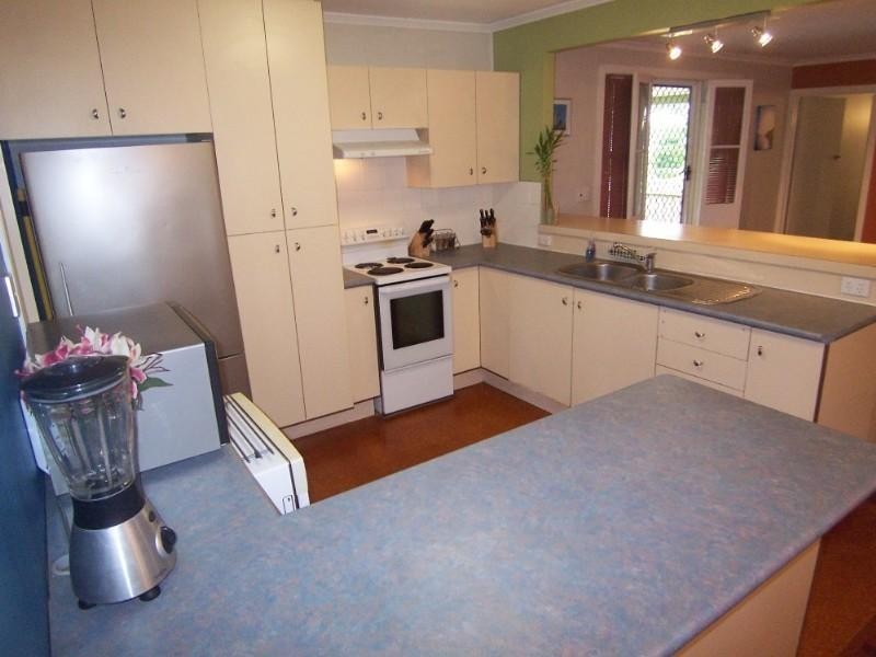 324 Mt Gravatt-Capalaba Road, Wishart QLD 4122