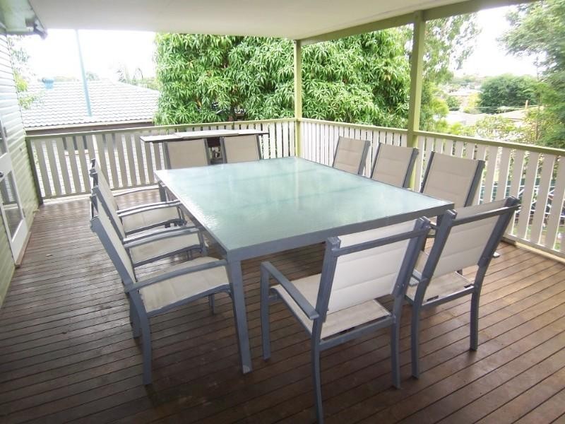 324 Mt Gravatt-Capalaba Road, Wishart QLD 4122
