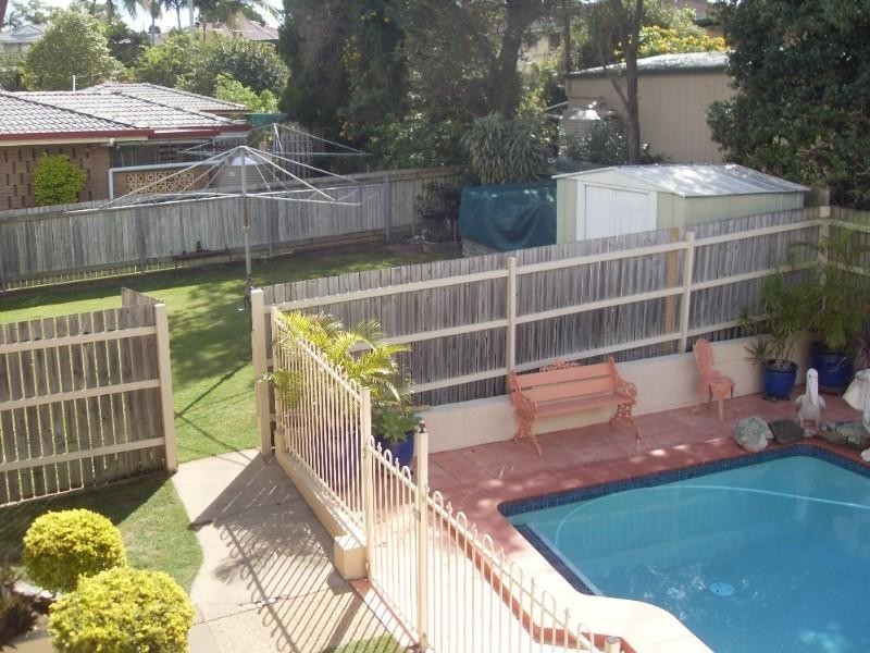 26 Trood Street, Macgregor QLD 4109