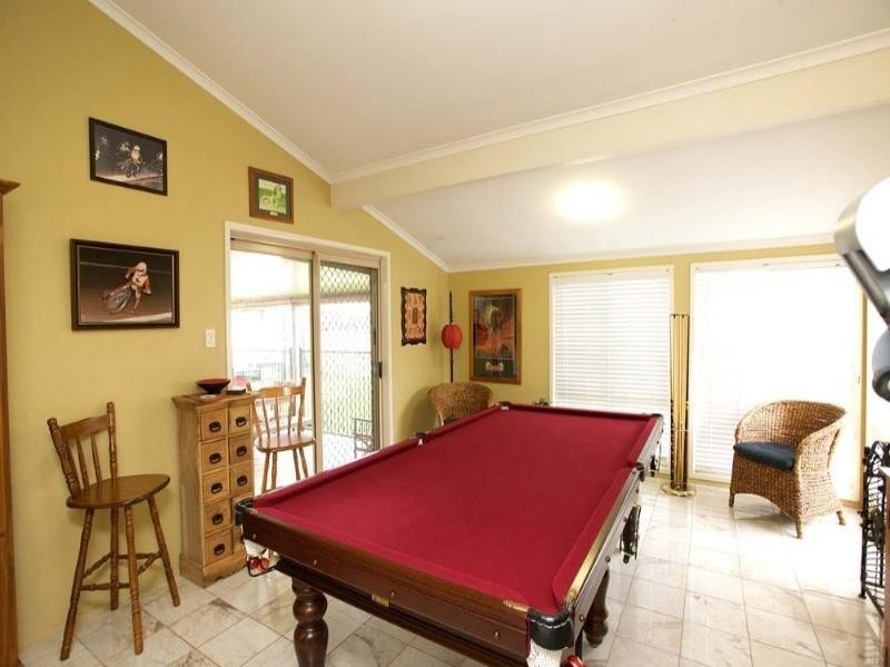 51 Mindona Street, Wishart QLD 4122