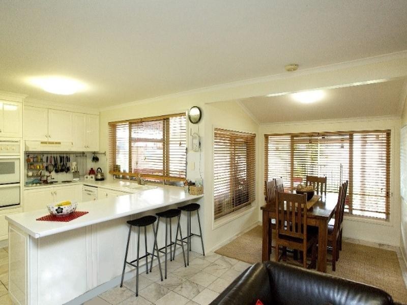 51 Mindona Street, Wishart QLD 4122