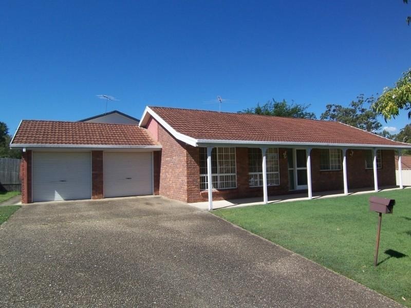 2 Malinya Place, Wishart QLD 4122
