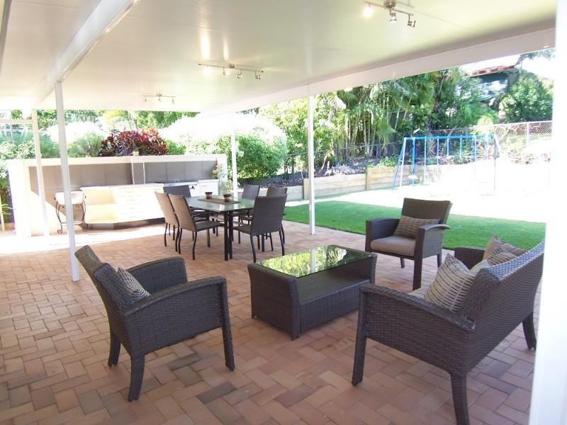 61 Liverpool Street, Eight Mile Plains QLD 4113