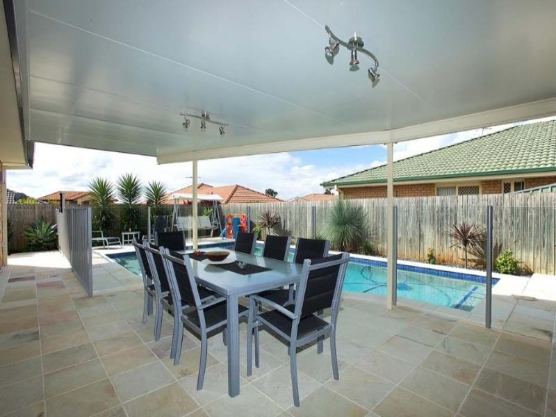 5 Crown Place, Kuraby QLD 4112