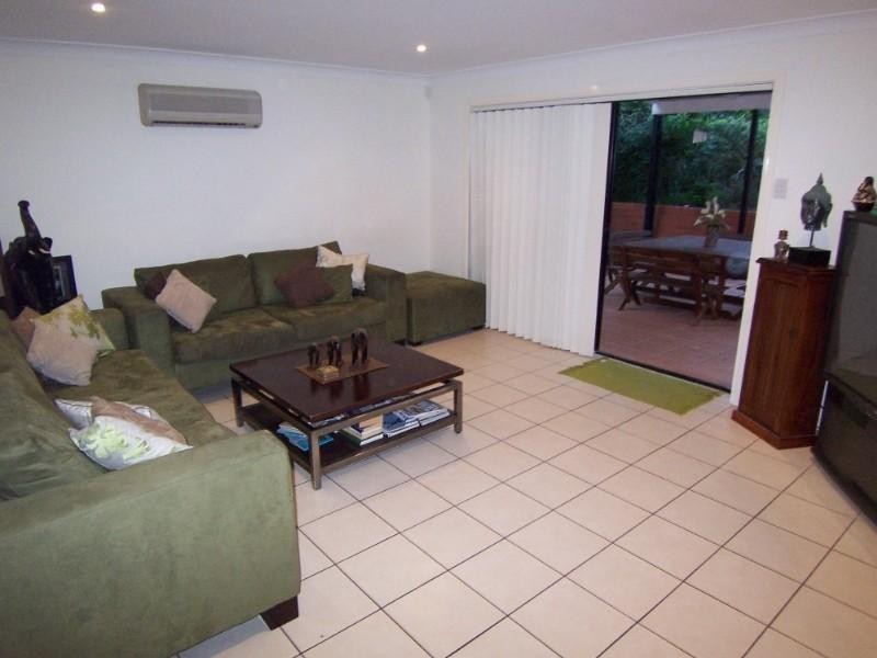 45 Lewana Street, Mansfield QLD 4122