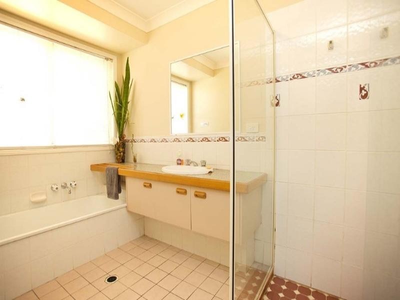 29 Greenwood Street, Wishart QLD 4122