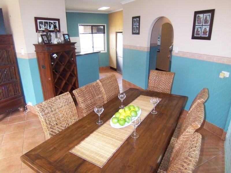 2 Gonzales Street, Macgregor QLD 4109