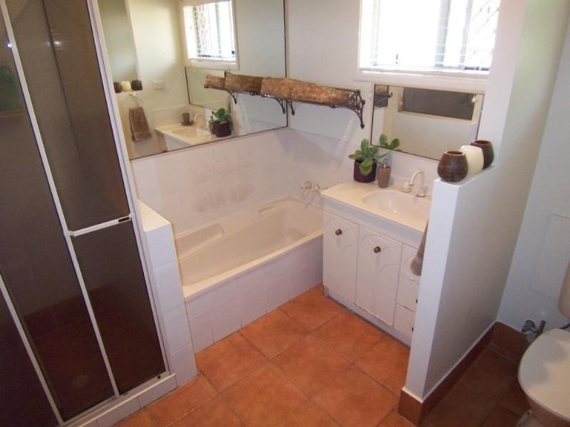 2 Gonzales Street, Macgregor QLD 4109