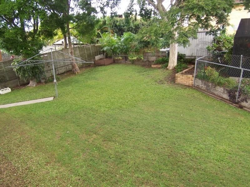 30 Danina Street, Mansfield QLD 4122