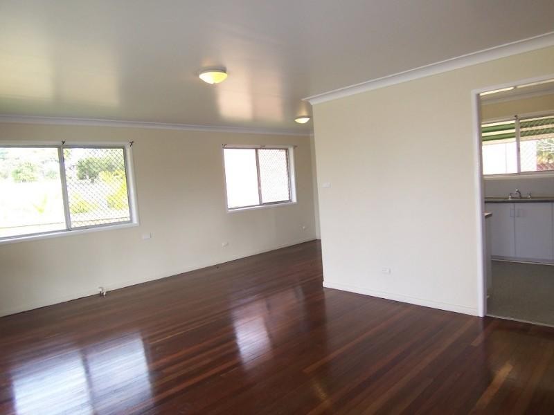 9 Auckland Street, Wishart QLD 4122