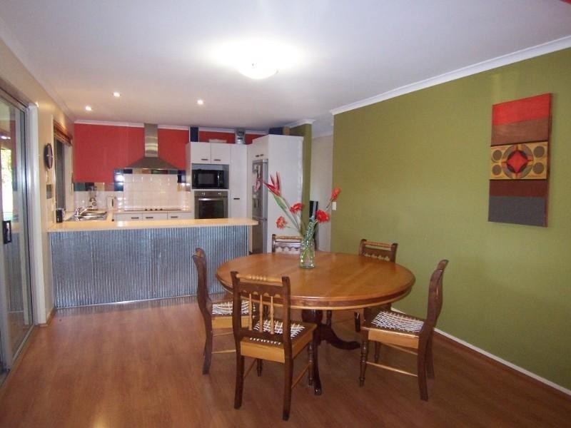 5 Maroo Street, Eight Mile Plains QLD 4113