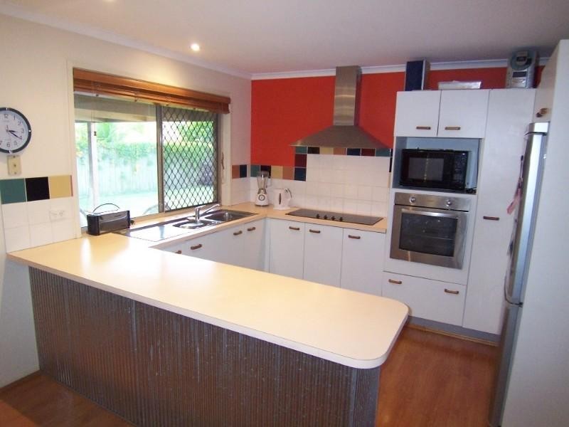 5 Maroo Street, Eight Mile Plains QLD 4113