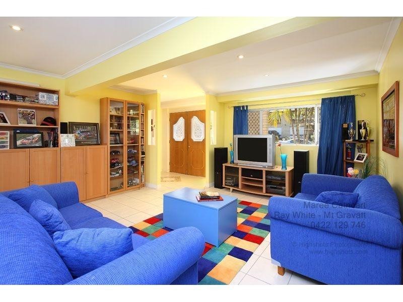 11 Martense Street, Wishart QLD 4122