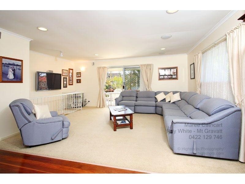 11 Martense Street, Wishart QLD 4122