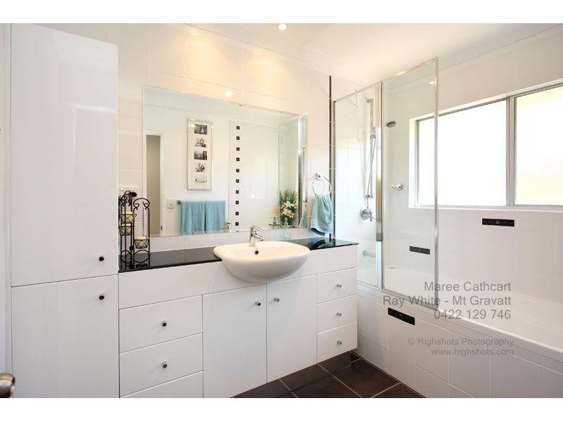 11 Martense Street, Wishart QLD 4122