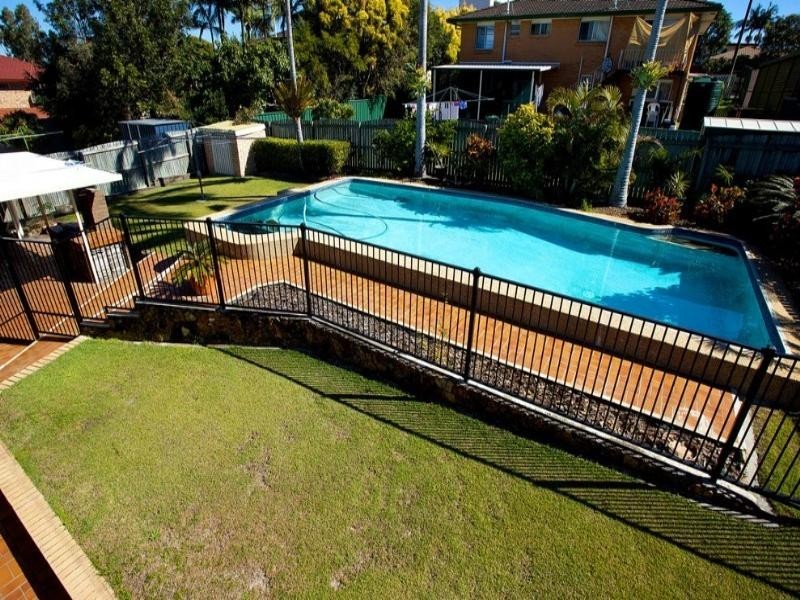 37 Midwood Street, Wishart QLD 4122