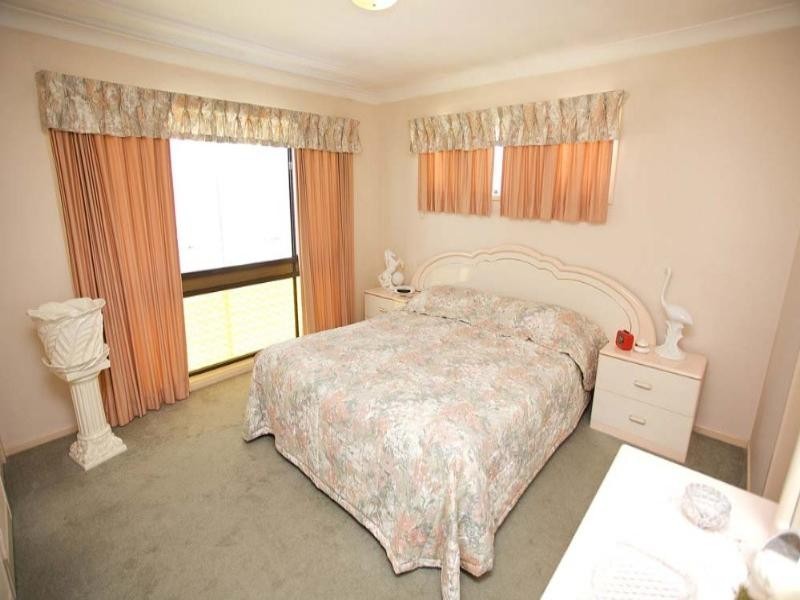 37 Midwood Street, Wishart QLD 4122