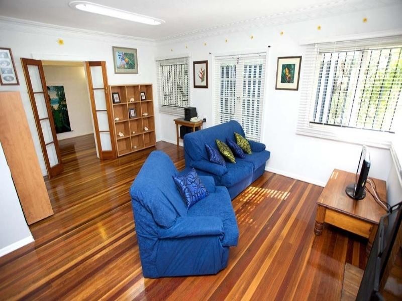 140 Marshall Road, Holland Park West QLD 4121