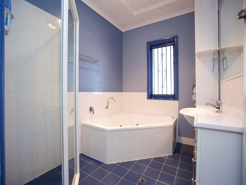 140 Marshall Road, Holland Park West QLD 4121