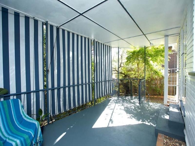 140 Marshall Road, Holland Park West QLD 4121