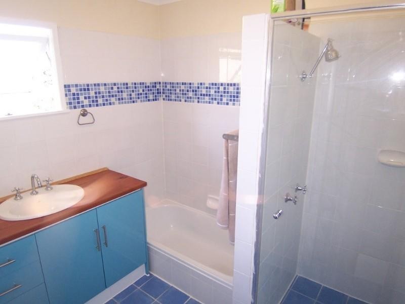 61 Wecker Road, Mansfield QLD 4122