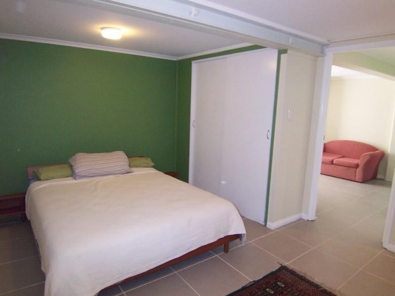 61 Wecker Road, Mansfield QLD 4122