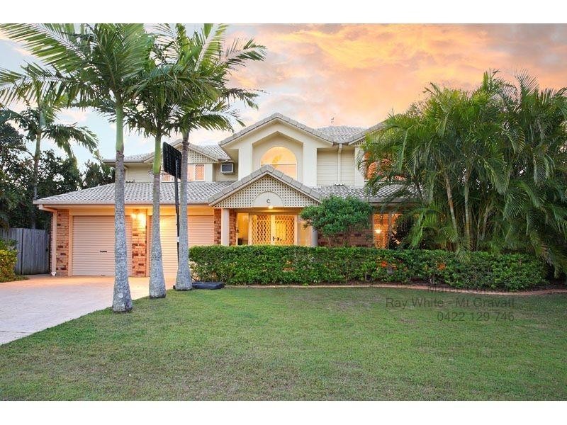 9 Fendi Place, Eight Mile Plains QLD 4113