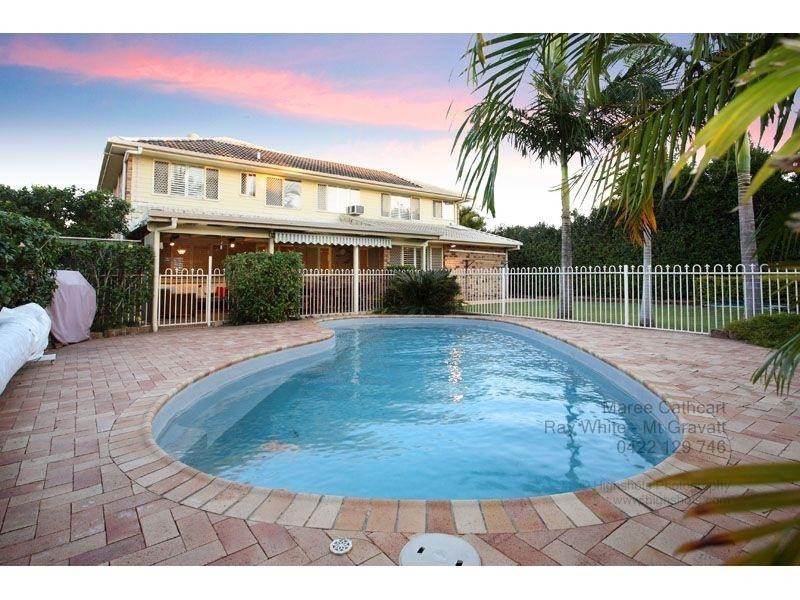 9 Fendi Place, Eight Mile Plains QLD 4113