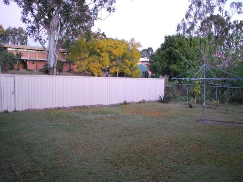 32 Springfield Street, Macgregor QLD 4109