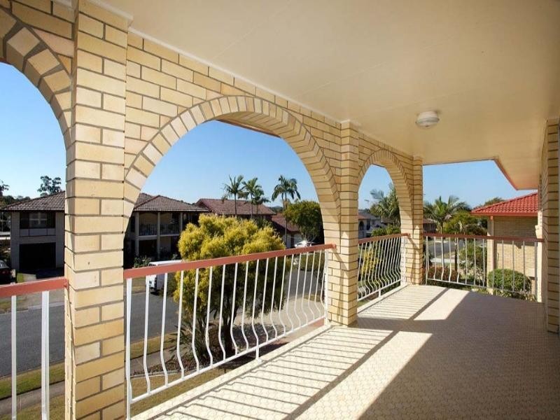 3 Fenimore Street, Wishart QLD 4122