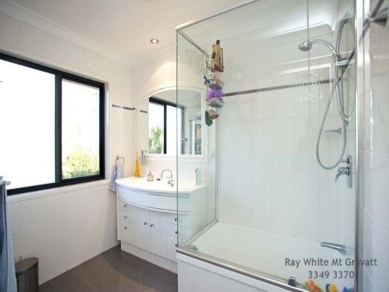 19 Le Grand Street, Macgregor QLD 4109