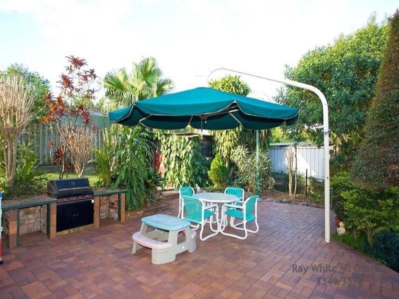 19 Le Grand Street, Macgregor QLD 4109