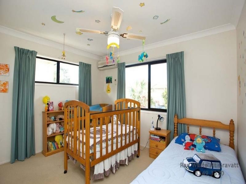 19 Le Grand Street, Macgregor QLD 4109