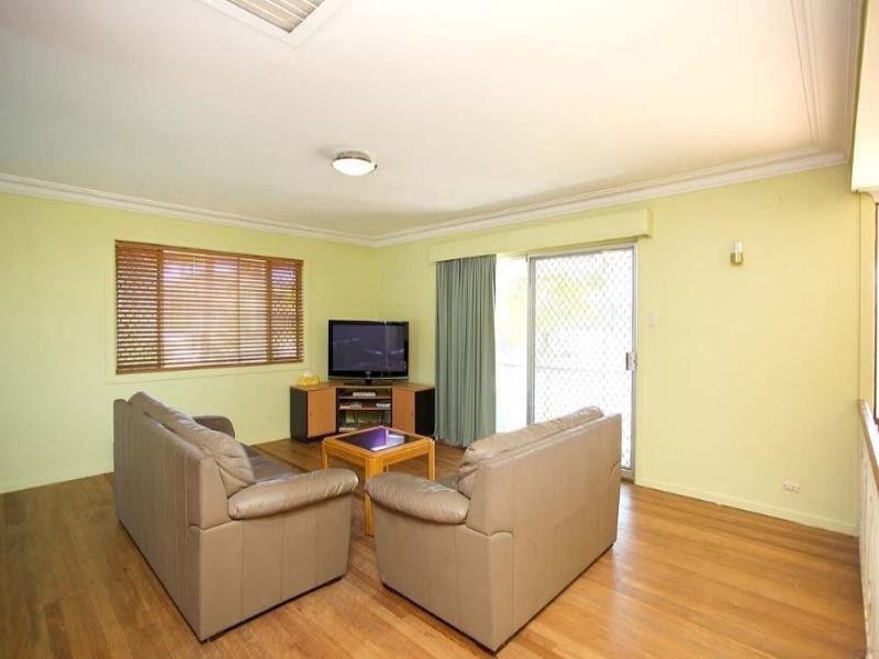 25 Salandra Street, Mansfield QLD 4122